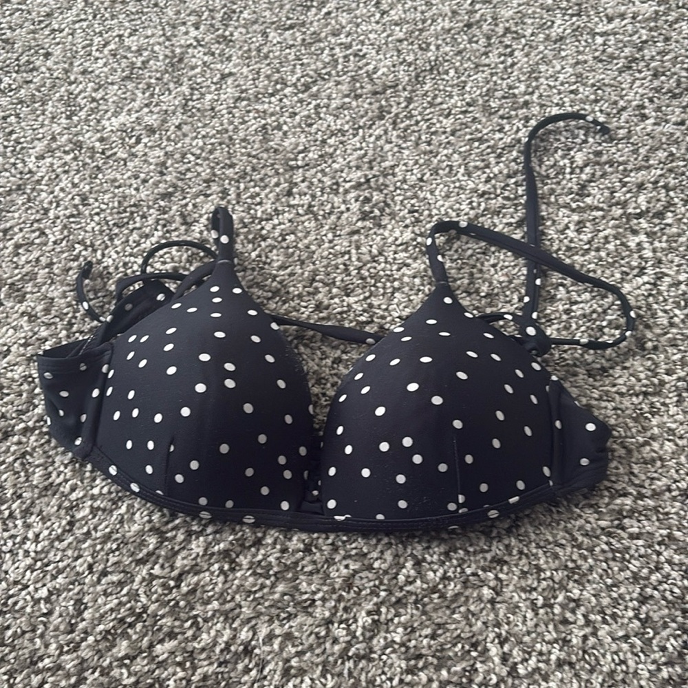 Cute bathing suit top!